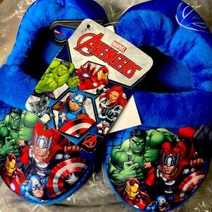 Marvel slippers toddler size 7/8